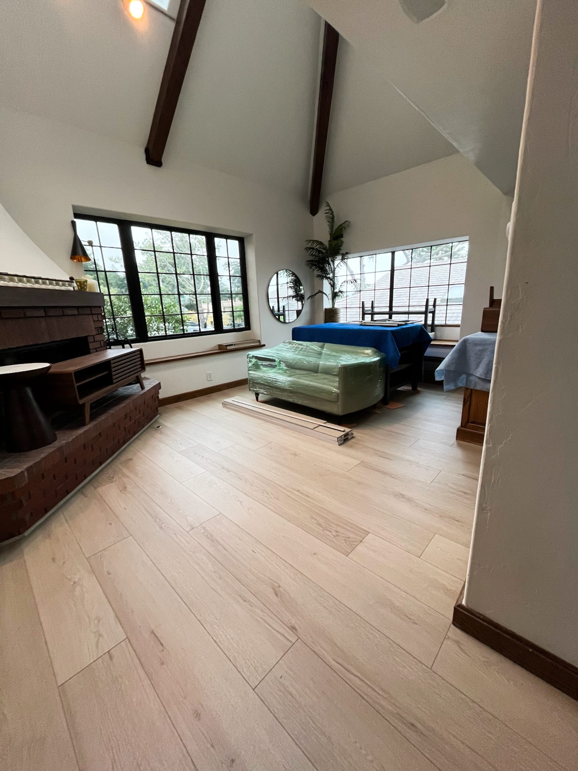 Coastal-Floor-Coverings-Carpet-Hardwood-Laminate-Tile-LVP-Installer-Installation-Wholesale-Rug-Designer-Interior-Home-Remodel-Damage-Repair-CFC-Monterey-Pebble-Beach-Carmel-Big-Sur-001