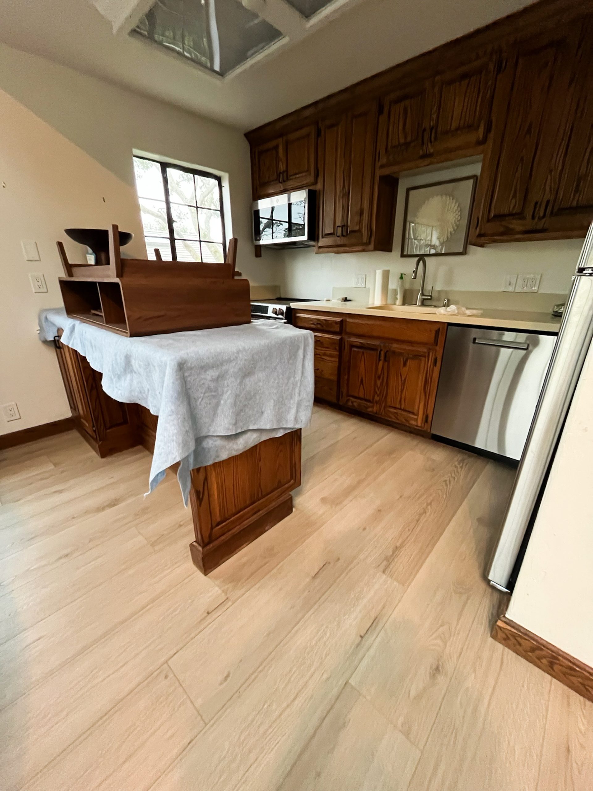 Coastal-Floor-Coverings-Carpet-Hardwood-Laminate-Tile-LVP-Installer-Installation-Wholesale-Rug-Designer-Interior-Home-Remodel-Damage-Repair-CFC-Monterey-Pebble-Beach-Carmel-Big-Sur-002