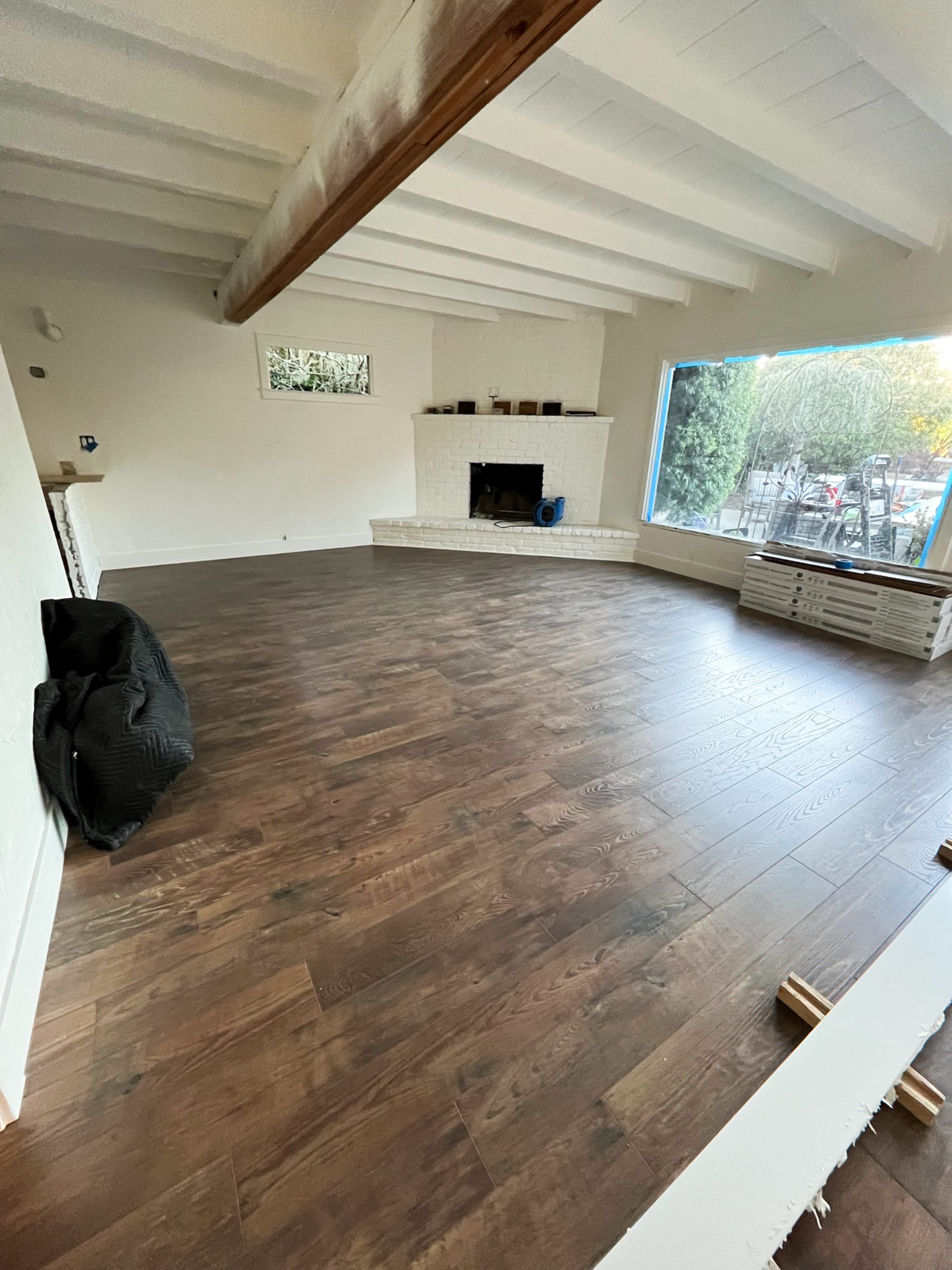 Coastal-Floor-Coverings-Carpet-Hardwood-Laminate-Tile-LVP-Installer-Installation-Wholesale-Rug-Designer-Interior-Home-Remodel-Damage-Repair-CFC-Monterey-Pebble-Beach-Carmel-Big-Sur-010