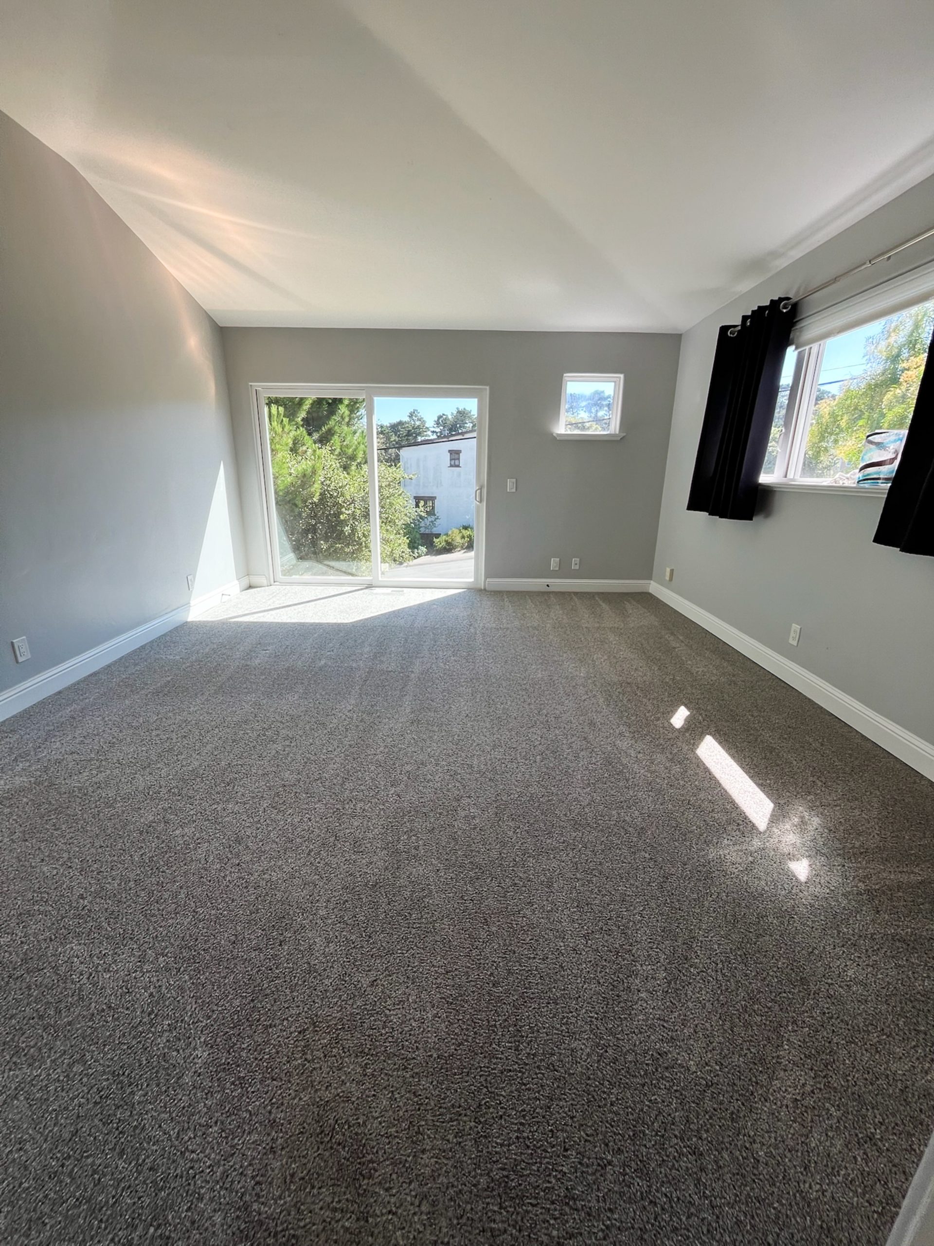Coastal-Floor-Coverings-Carpet-Hardwood-Laminate-Tile-LVP-Installer-Installation-Wholesale-Rug-Designer-Interior-Home-Remodel-Damage-Repair-CFC-Monterey-Pebble-Beach-Carmel-Big-Sur-019