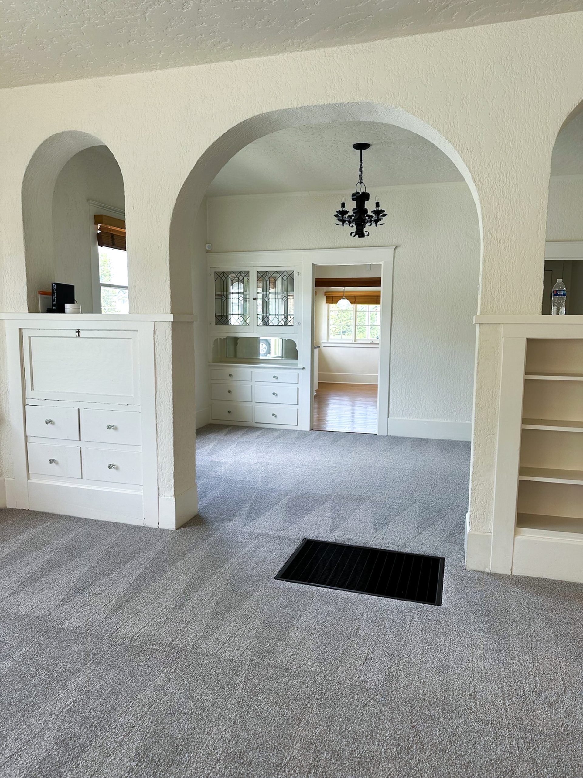 Coastal-Floor-Coverings-Carpet-Hardwood-Laminate-Tile-LVP-Installer-Installation-Wholesale-Rug-Designer-Interior-Home-Remodel-Damage-Repair-CFC-Monterey-Pebble-Beach-Carmel-Big-Sur-086